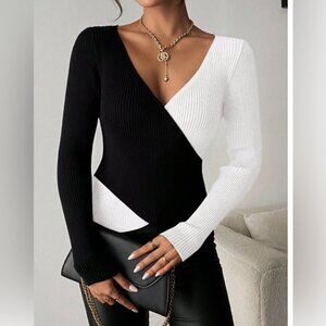 Two Tone Ribbed Crisscross Knit Black/White